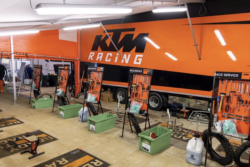 KTM